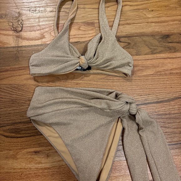 Beach Riot Bikini Set - Picture 2 of 4